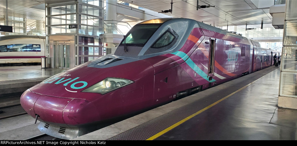 RENFE AVLO 19